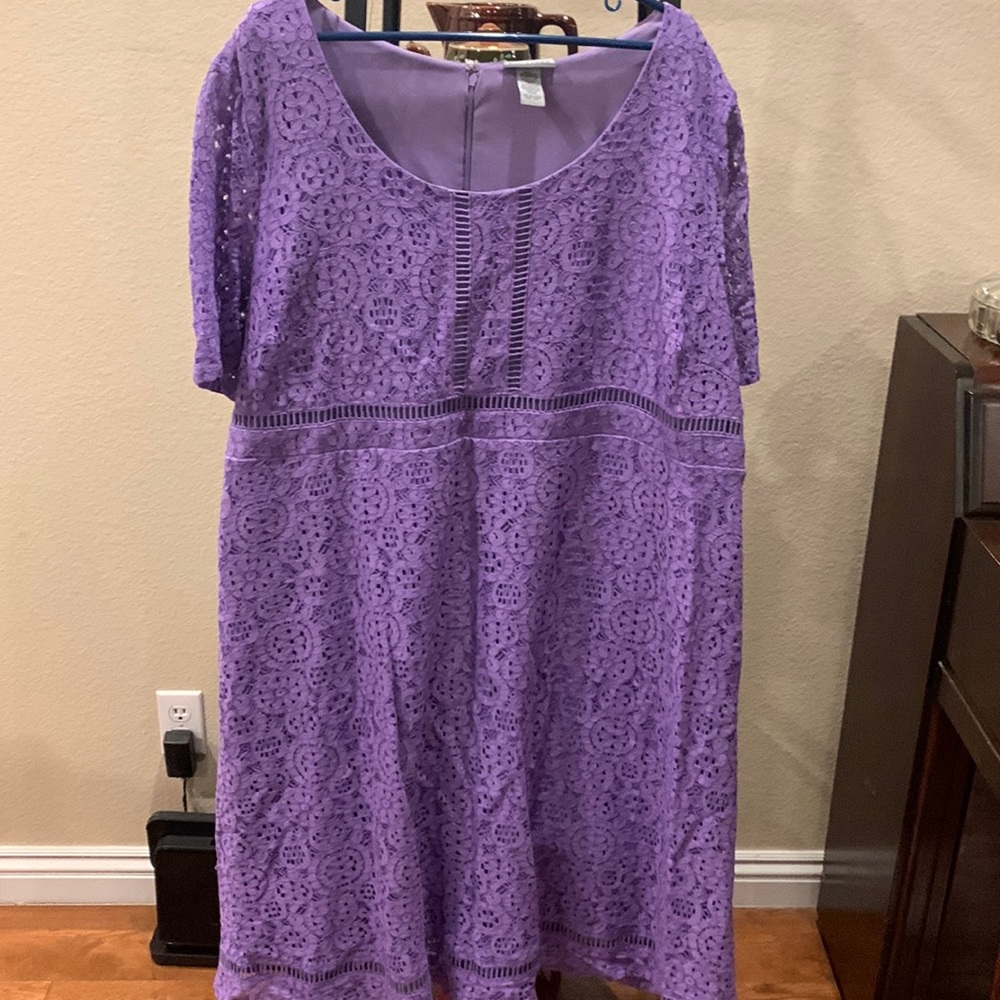 Catherine’s 2X Plus Size MIDI Lace Dress